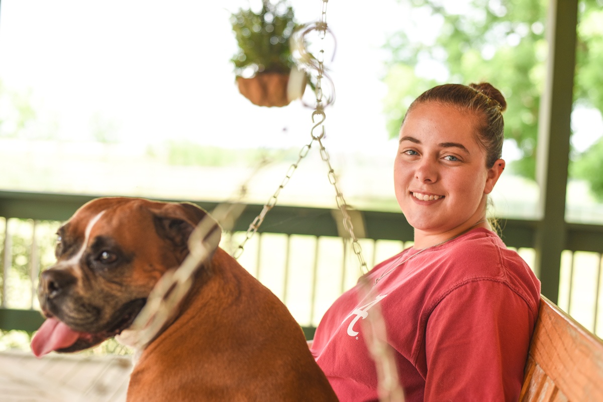 Kyndall and Regal on Jenni's porch