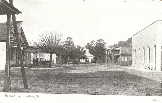 Historic photograph of Old Bluffton Broad Street