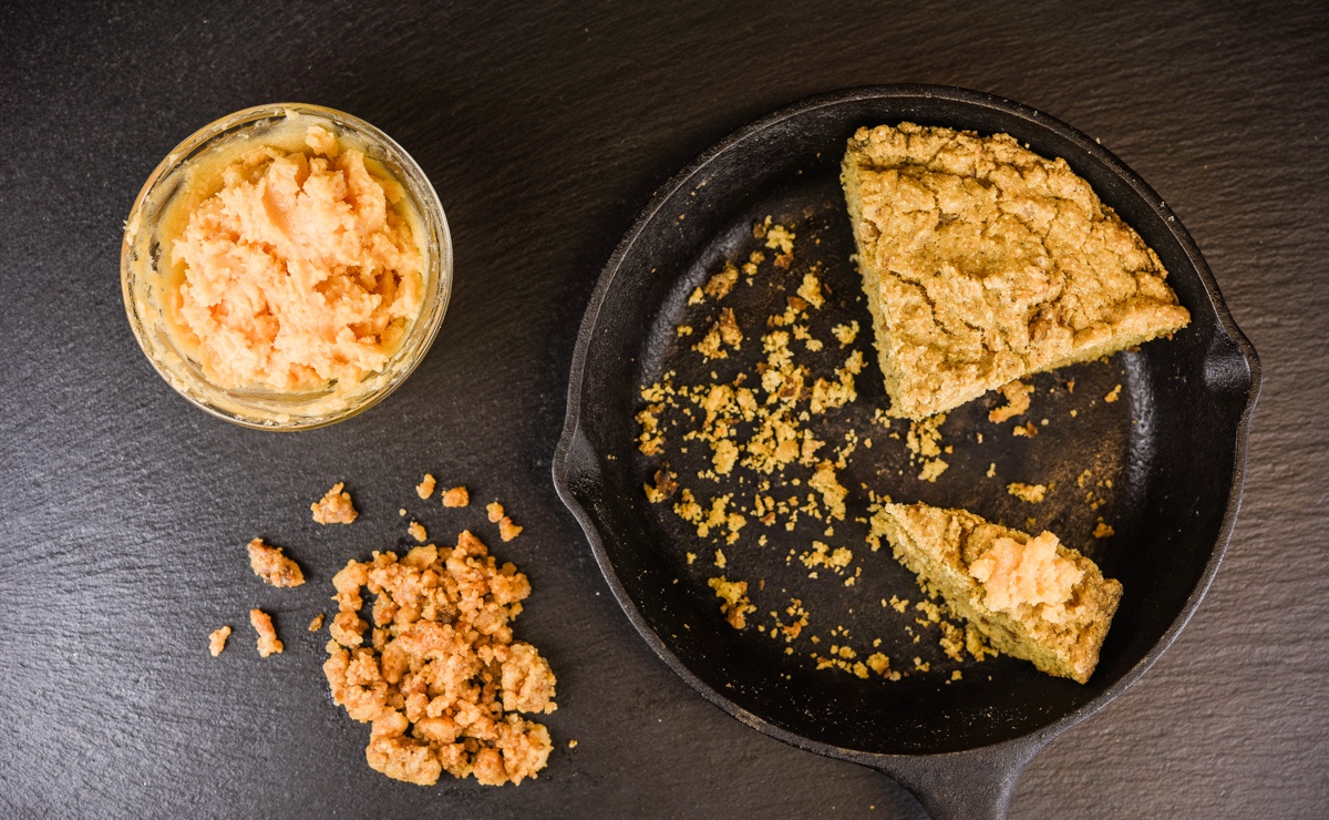 crackling cornbread also comes in a healthy gluten free option